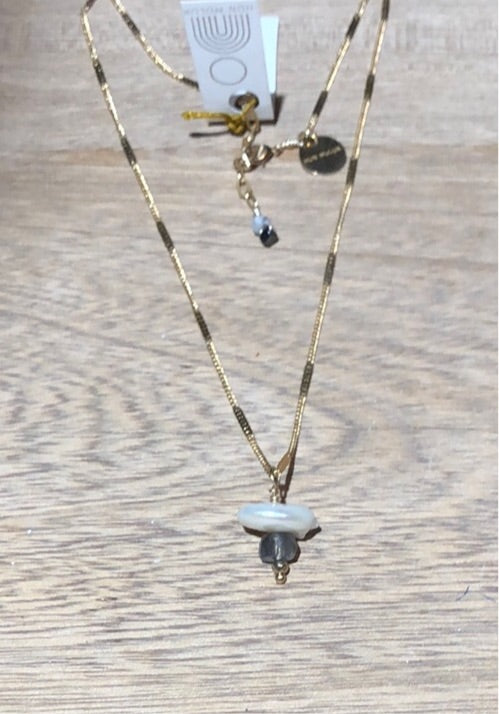 CHMP-127C Collar con Perla Moneda, piedra Hematita